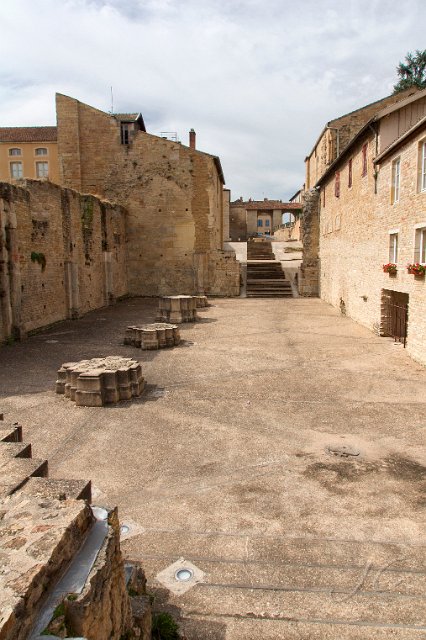 0106 Cluny.jpg - SONY DSC